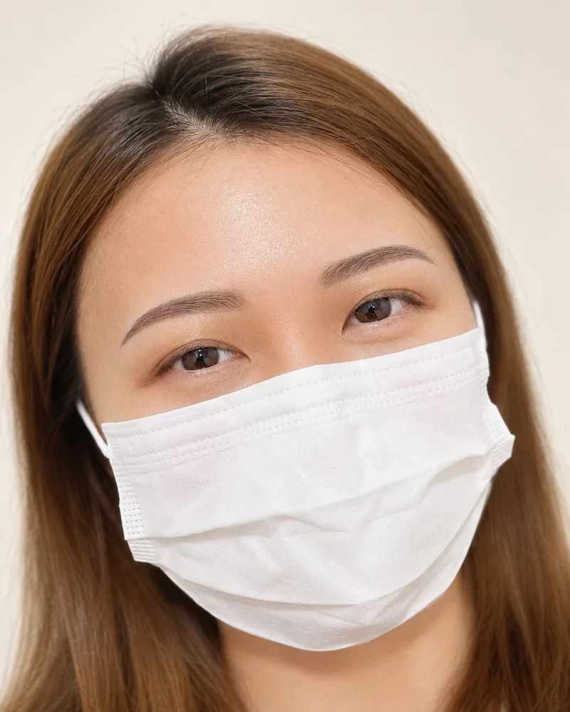 輕氧眉款式參考:正面
