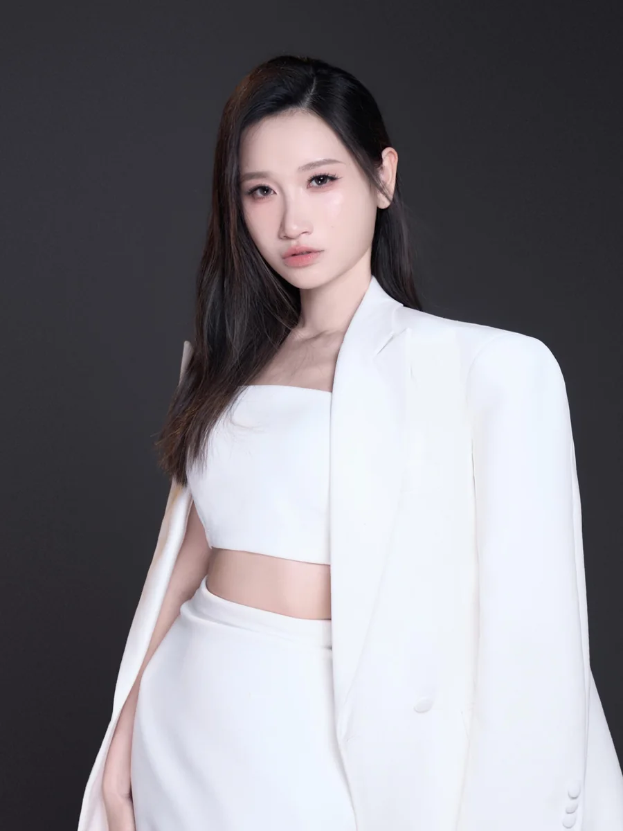 創辦人 Iris